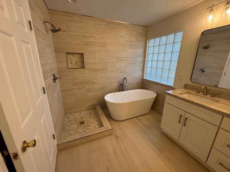 Bathroom Remodels gallery