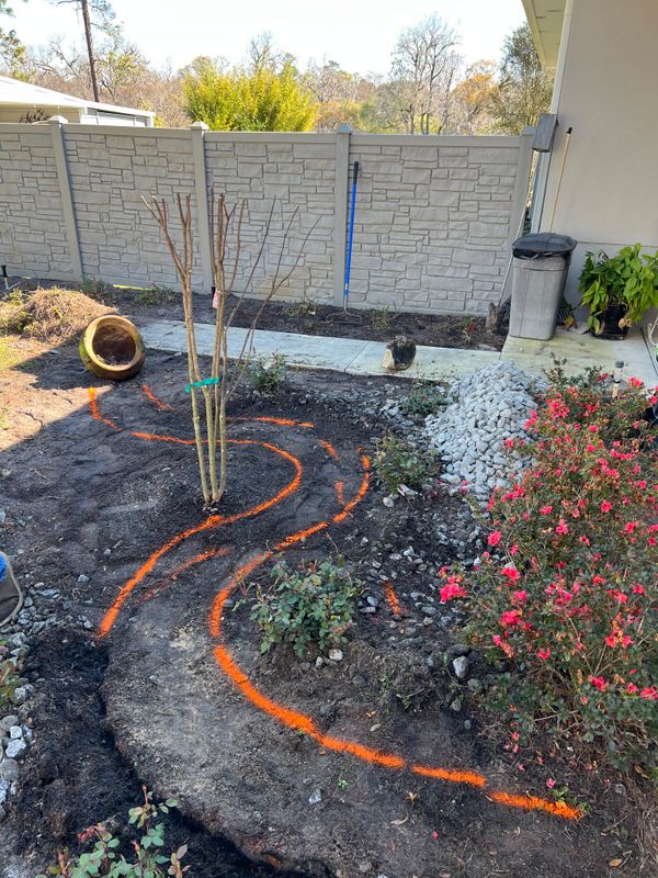 Pine Straw/Bark, Mulch, and Rock installation