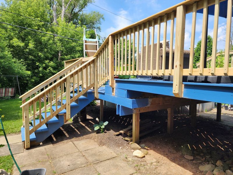 Professional Deck Building