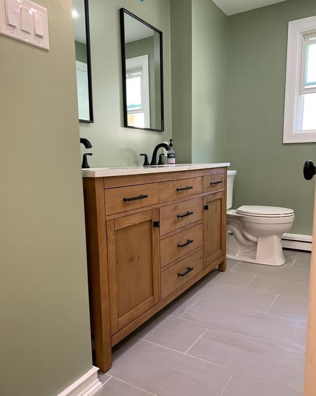 Julia's Renovation: Experience Refreshing Sophistication in this Beverly Bathroom Renovation