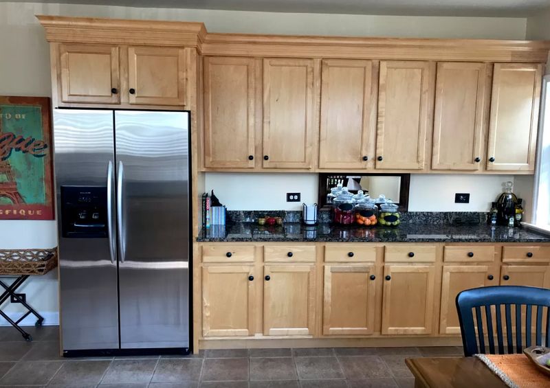 Kitchen and Cabinet Refinishing