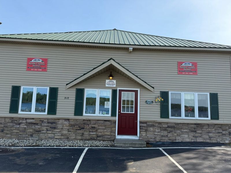 Transformative Facelift in Norway, ME: Norton’s Tru-Coat Painting Elevates Local Business with Vibrant Finish