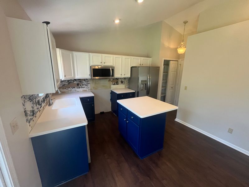 Kitchen and Cabinet Refinishing
