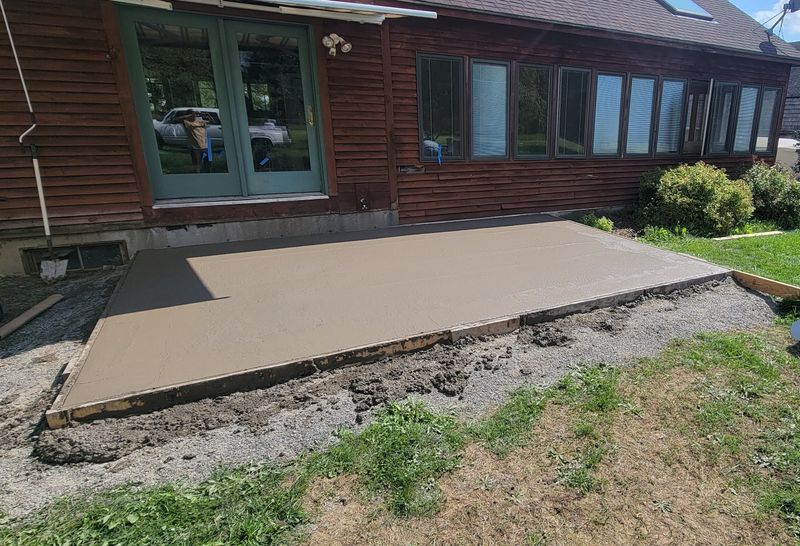 Concrete Pouring & Finishing