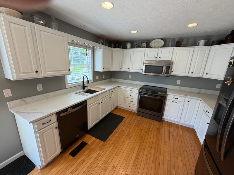 Kitchen Countertop Installation