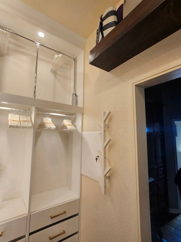Closet