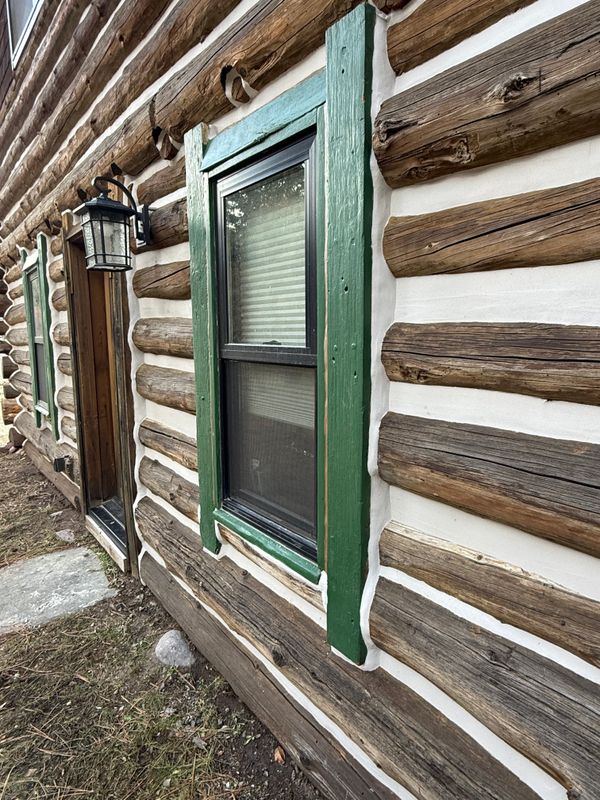 Log Home Staining in Montana