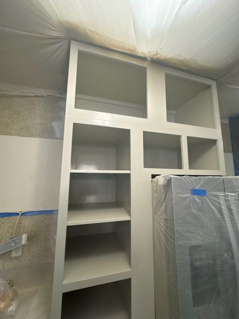 Cabinets 