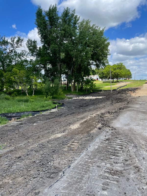 Grading/black dirt