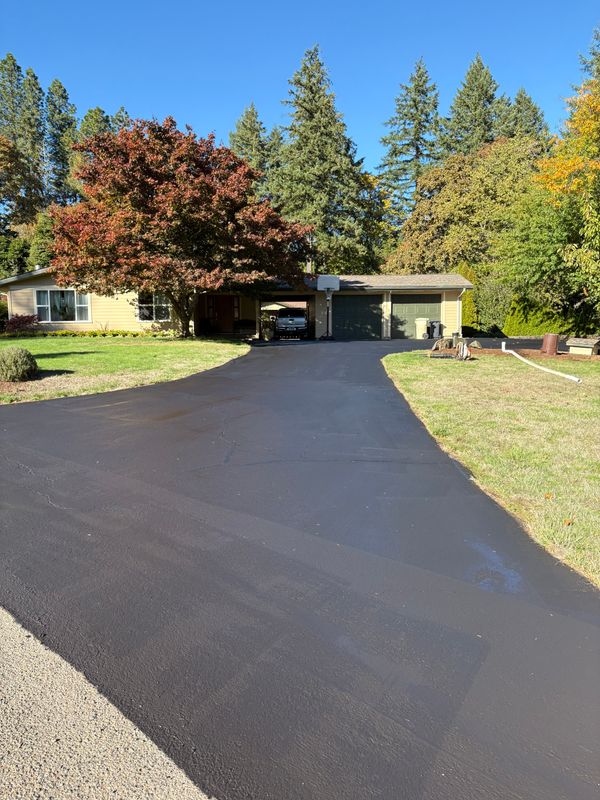 Asphalt / Seal coat