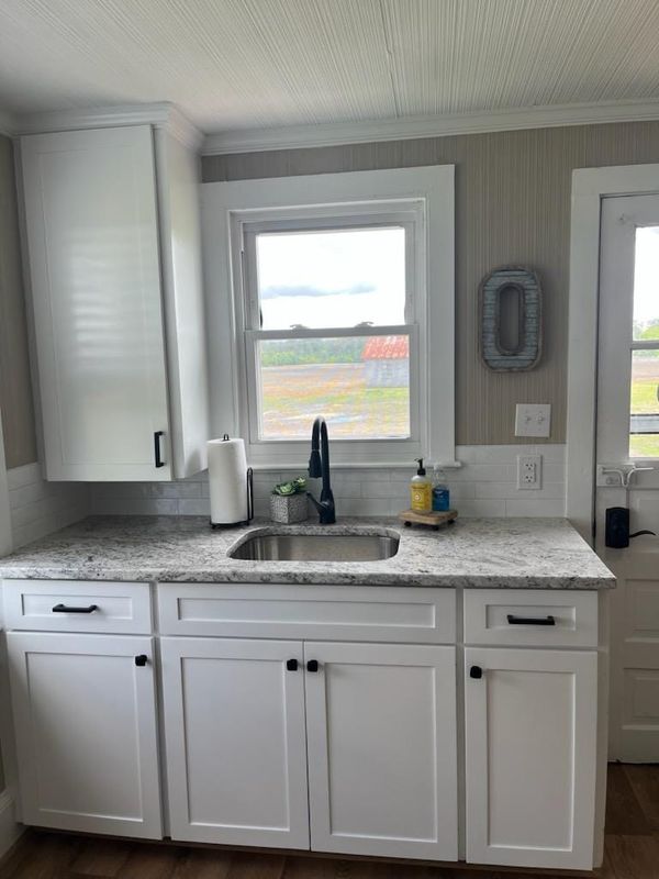 Kitchen and Cabinet Refinishing 