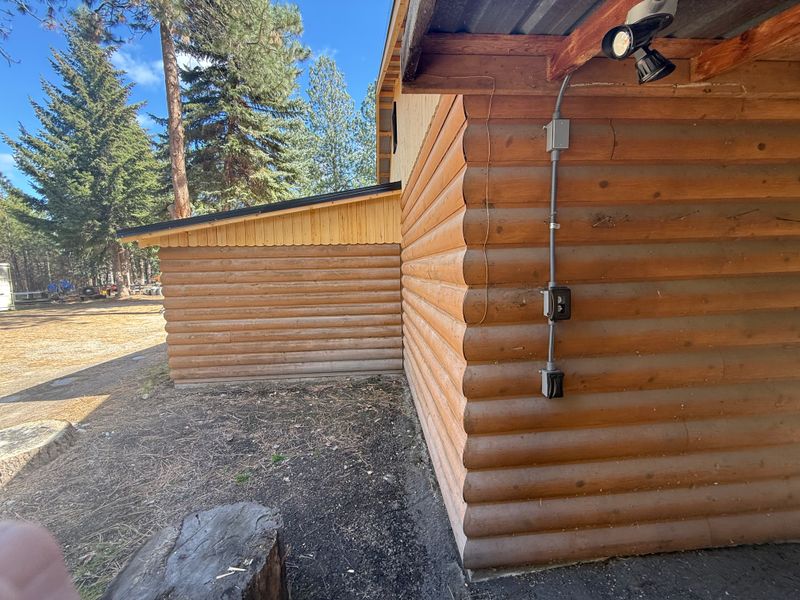 Log Home Restoration