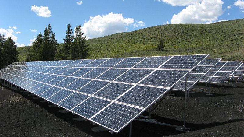 Commercial Solar Panel Cleaning