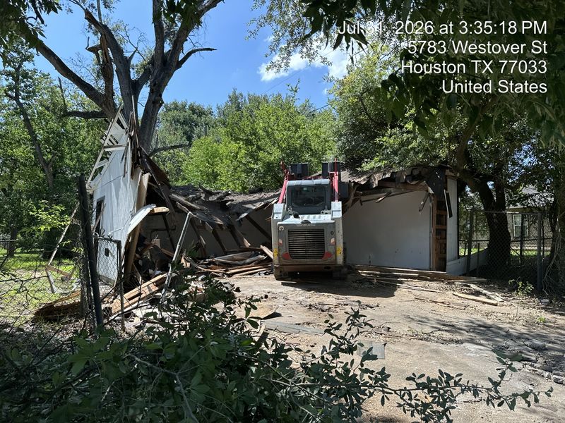 Small demolition and structure removal