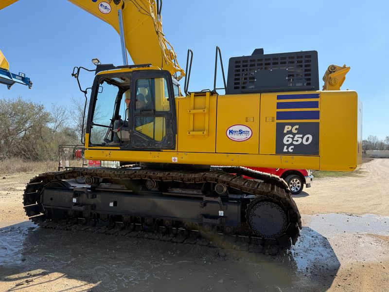 Heavy Equipment Cleaning