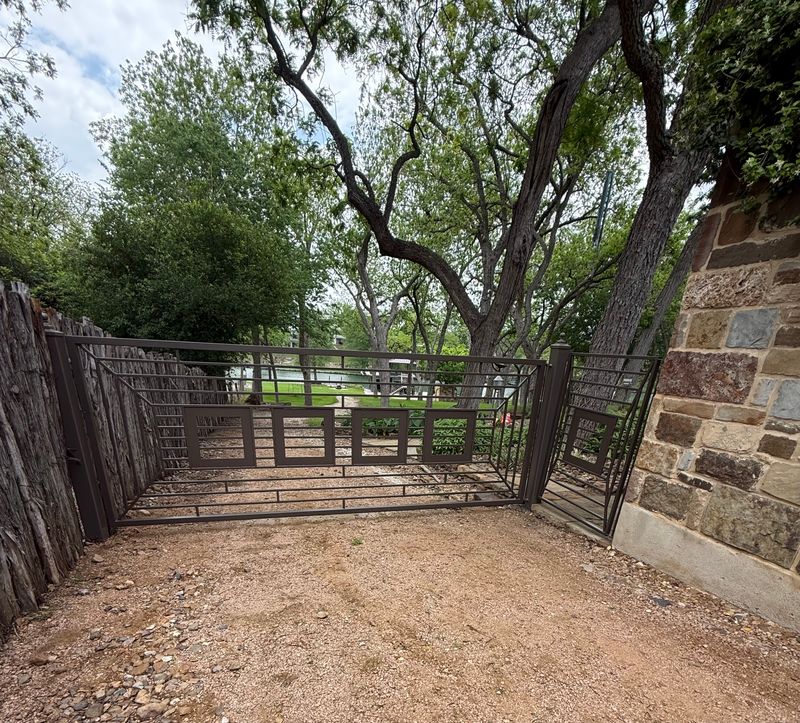 Custom Gates