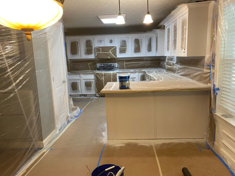 Kitchen and Cabinet Refinishing gallery