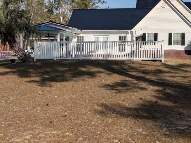 Vinyl Fence gallery