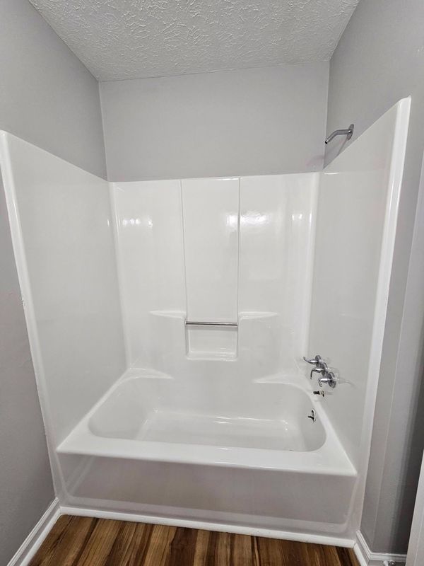 Shower Unit Refinishing