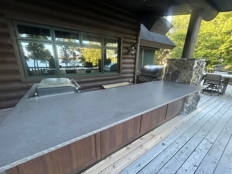 Outdoor Fire Pits & Assemblies