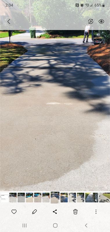 Driveway and Sidewalk Cleaning gallery
