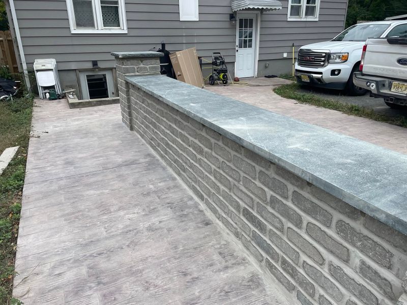 Masonry gallery