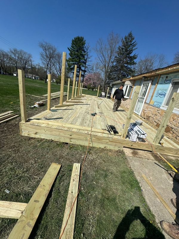 Custom Deck & Patio Construction