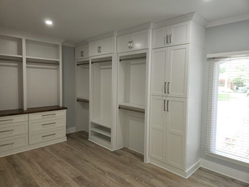 Pantry & Closets