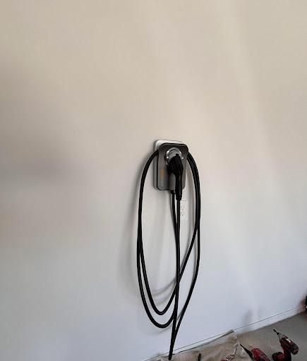 Interior outlet installations