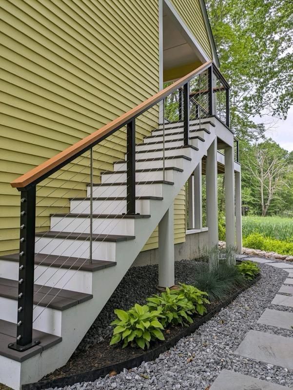 Decks & Exterior Carpentry
