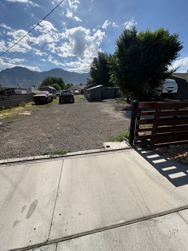 Gravel drive ways