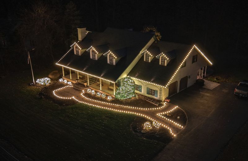 Holiday Lighting