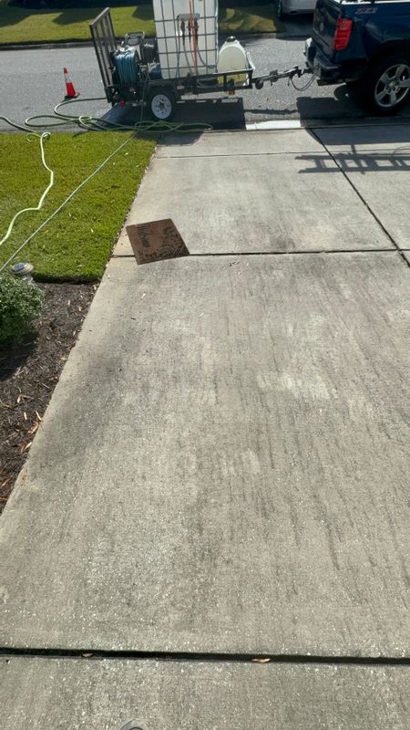 Driveway and Sidewalk Cleaning