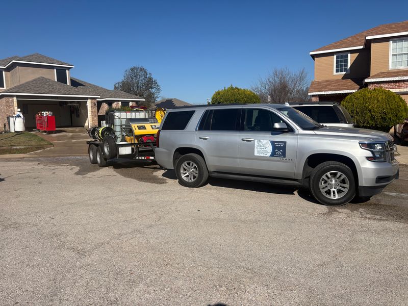 Driveway and Sidewalk Cleaning