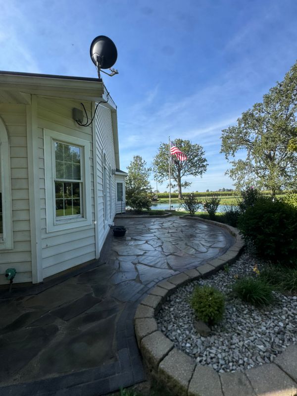Natural Stone Hardscape