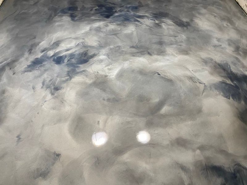 Metallic epoxy floor finish 