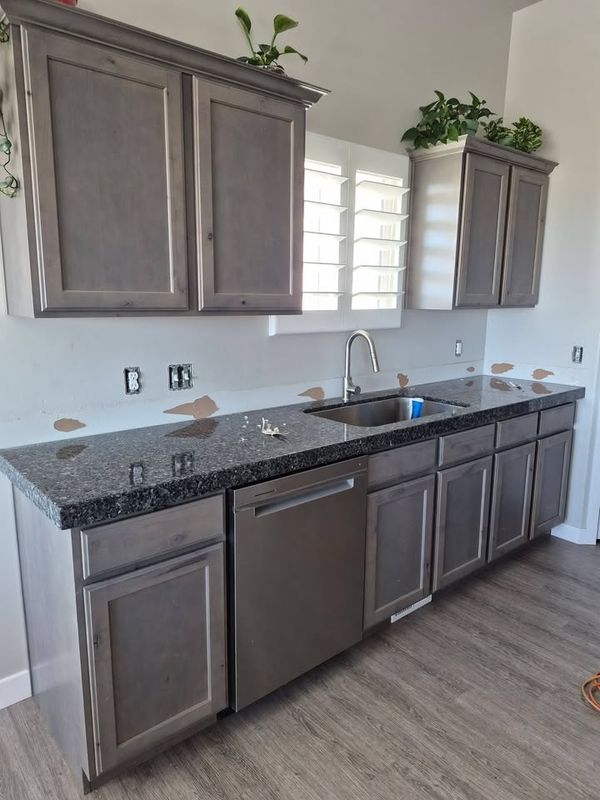Kitchen Backsplash Installation
