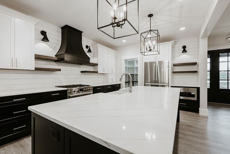 Kitchen and Cabinet Refinishing