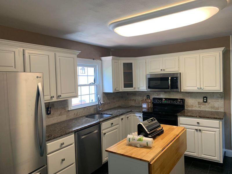 Kitchen and Cabinet Refinishing