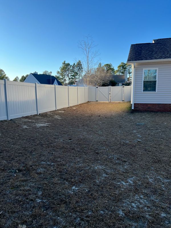 Vinyl fence 