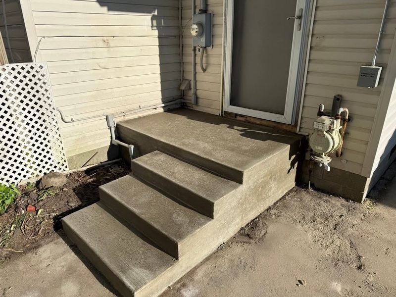 Concrete Pouring and Finishing