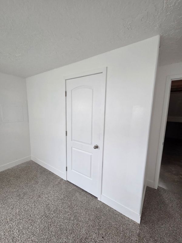 Drywall Installation & Repair