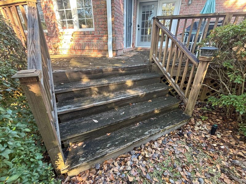 Deck & Patio Cleaning