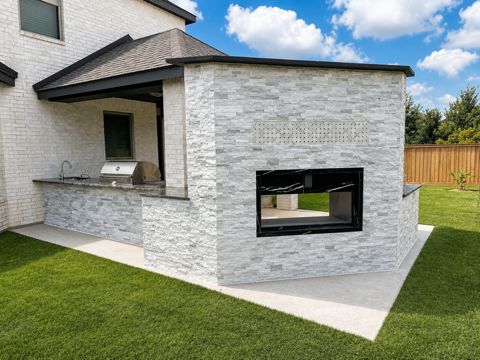 Outdoor Oasis Transformation: Luxurious Backyard Kitchen & Entertainment Hub