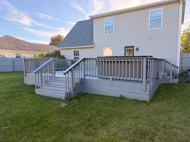 Revitalize Your Outdoor Oasis: Transformative Deck and Fence Repainting by Start to Finish Painting