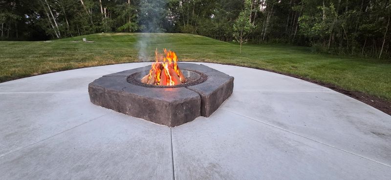 Carved Concrete Retaining Walls 