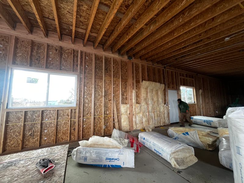 Energy-Efficient Insulation for Enhanced Comfort