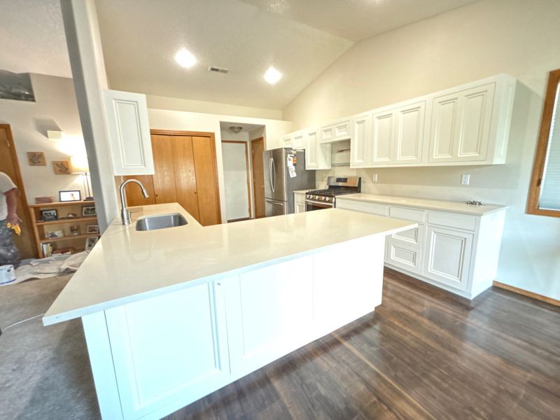 Kitchen and Cabinet Refinishing