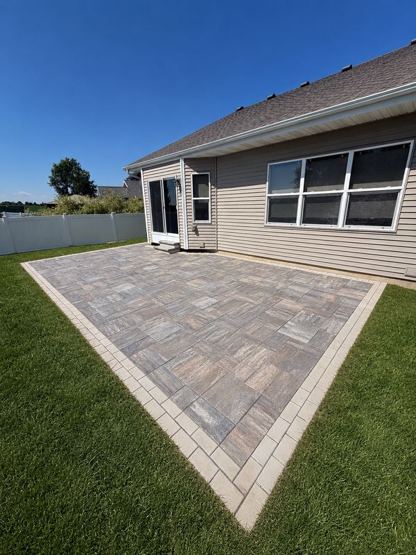 Paver Patios, Walkways, & Driveways