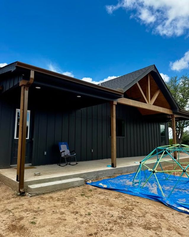 Seamless Gutter Installation